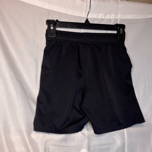 Boy’s Hurley Black Youth Hybrid Shorts Size 8 - Picture 2 of 4
